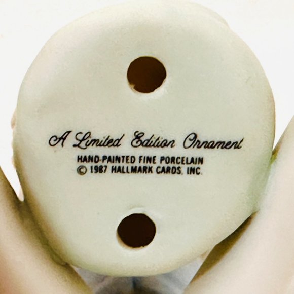 Limited Edition 1987 Hallmark Porcelain Ornament Hand Painted - Picture 10 of 11